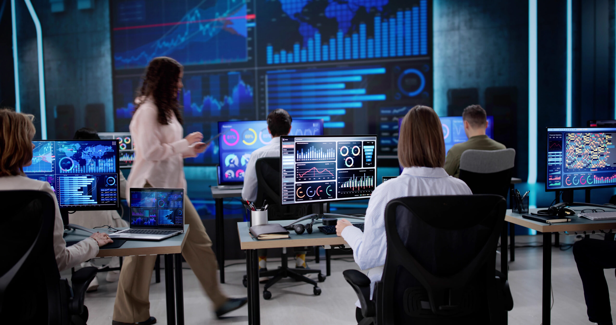 How outsourcing network operations drives operational efficiency and cost savings